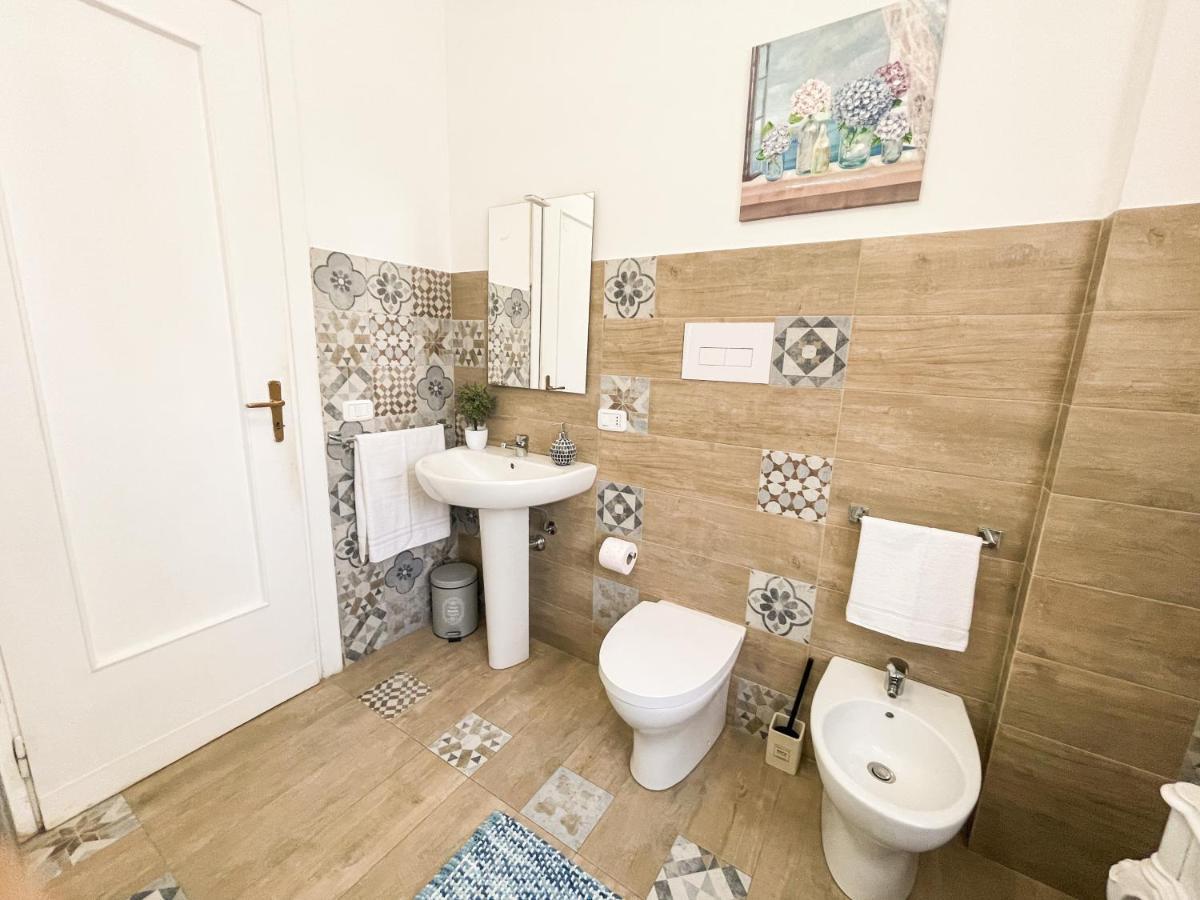 باليرمو Al Politeama Rooms B&B المظهر الخارجي الصورة